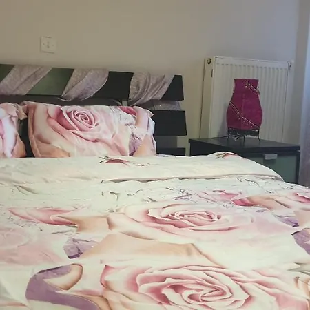 Jane's Салоники